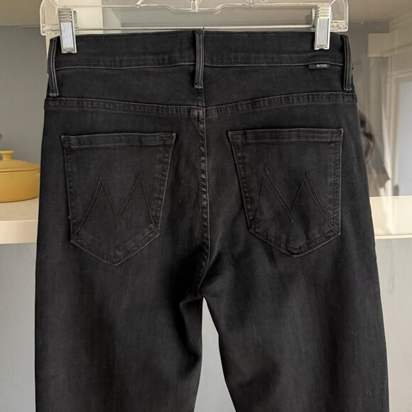 MOTHER The Weekender Jeans in Blackbird High Rise Flare - Picture 4 of 9